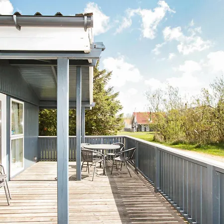 In Hemmet With Kitchen Falen